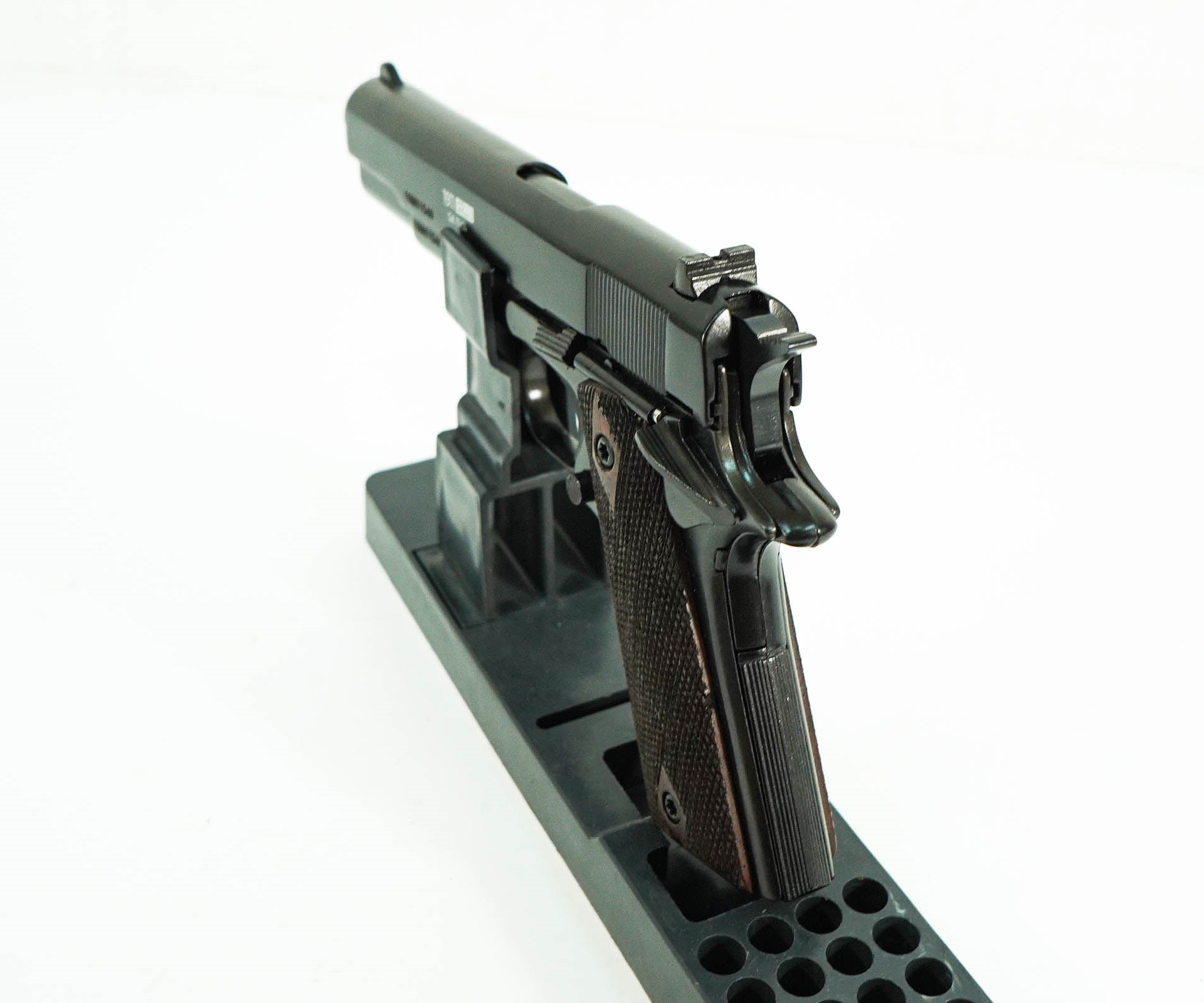 Оружие списанное, охолощенное CLT 1911, к.10*24